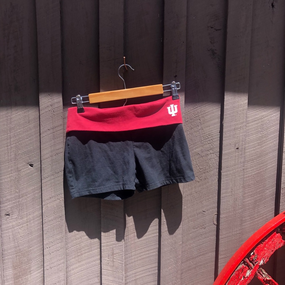 Stretchy IU shorts!